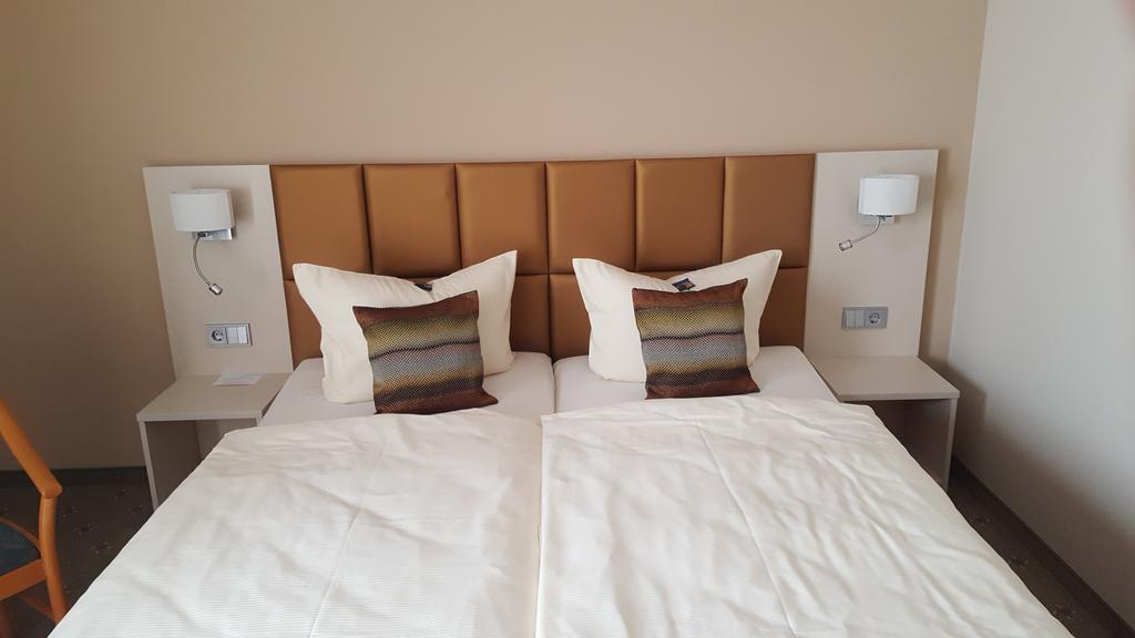 Hotel Friesen Werdau Ngoại thất bức ảnh
