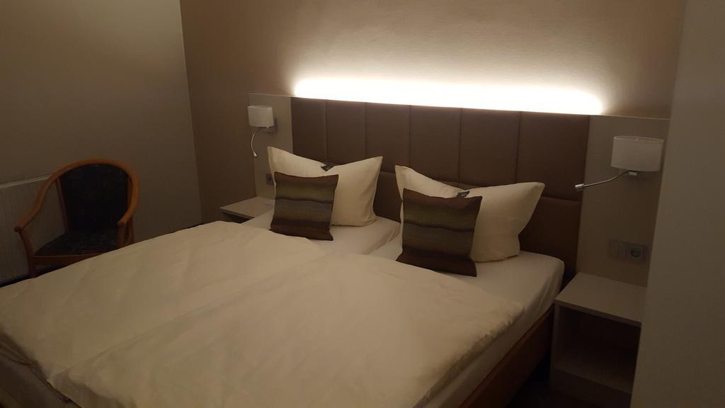 Hotel Friesen Werdau Ngoại thất bức ảnh