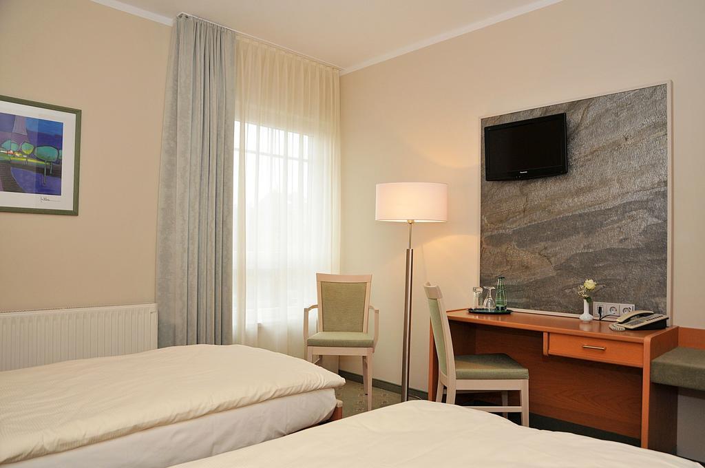 Hotel Friesen Werdau Ngoại thất bức ảnh