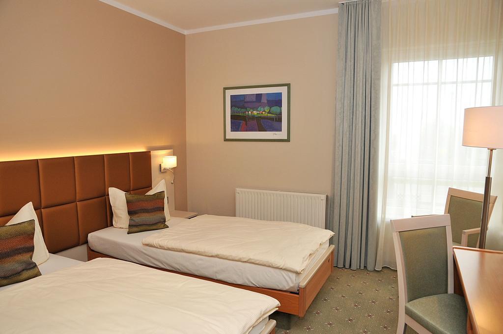 Hotel Friesen Werdau Ngoại thất bức ảnh